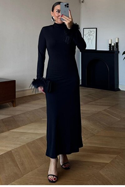 Mossta Φόρεμα μακρύ κρεπ με λεπτομέρεια με φτερά με ζιβάγκο - Μαύρο