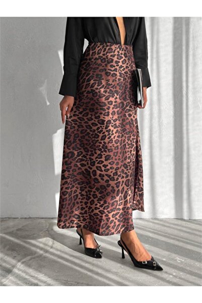UNBOX Leopard Silk Skirt