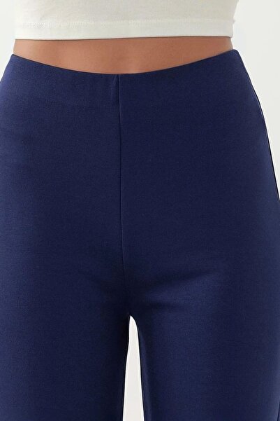 Hiccup Φούτερ με ίσιο πόδι με υφή Modal με άνετη εφαρμογή