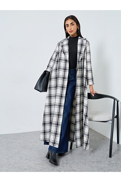 Styli Check Pattern Blazer Neck Abaya