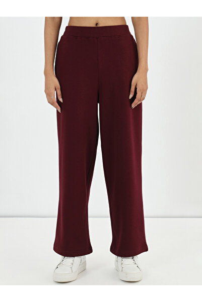 Femmella By Styli Burgundy Straight Fit Fleece Trackpants