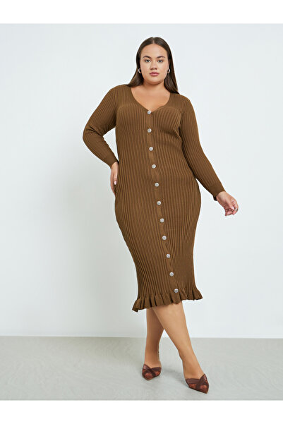 Styli Plus Size Brown Ribbed Midi Dress