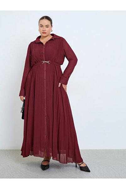 Styli Plus Size Burgundy Pleated Collared Maxi Dress