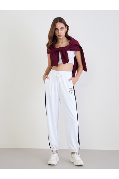 Styli Women White Side Stripe Joggers