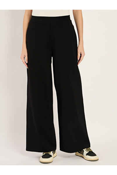 Femmella By Styli Black Wide Leg Trackpant