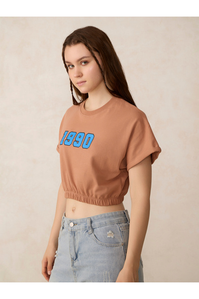 Outzidr By Styli Brown Elasticated Hem Crop T-Shirt