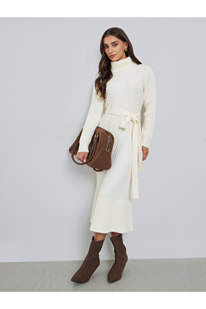 Styli Off White Midi Sweater Dress with Belt