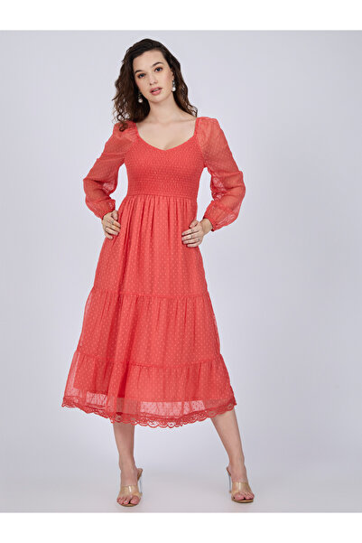 Outzidr By Styli Coral Dobby Tiered Midi Dress