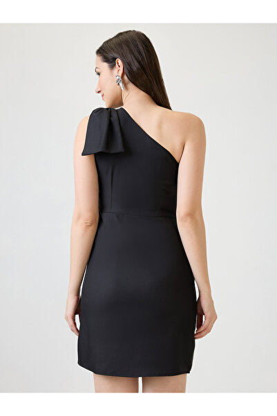 Globus By Styli Black One Shoulder Bow Detail Sheath Mini Dress