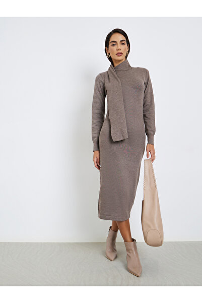 Styli Brown Knit Midi Sweater Dress