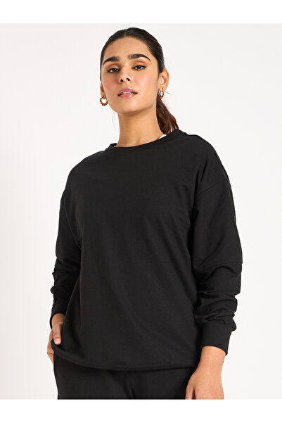 Femmella By Styli سويت شيرت تيري أسود بتفاصيل حواف