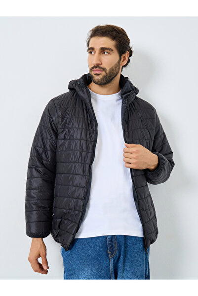 Styli Men Black Oversized Puffer Jacket with Hood