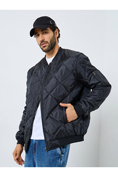 Styli Men Relaxed Fit Lightweight Casual Jacket