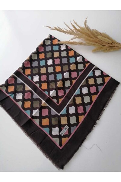 Bonjela Polo ist Flamlı Eşarp