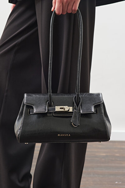 Manuka Black Bag with Buckle Detail and Cover