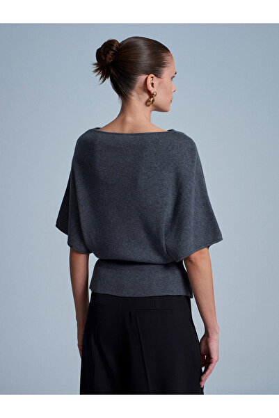 Dilvin 10838 Pulover cu decolteu barcă cu centură din amestec de lână - afumat M.