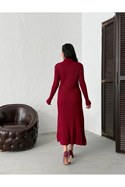 La Perla Boutique Shirt Collar Button Detail Knitwear Dress