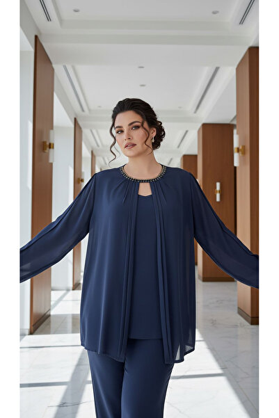 dml giyim بلوزة كريب بتفاصيل سلسلة