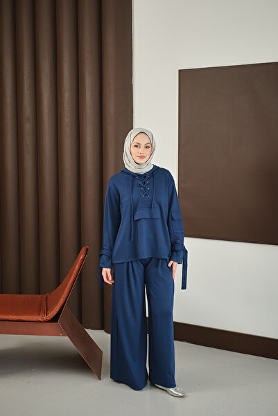 LOCCO Costum pentru femei cu detaliu încrucișat în față, albastru marin