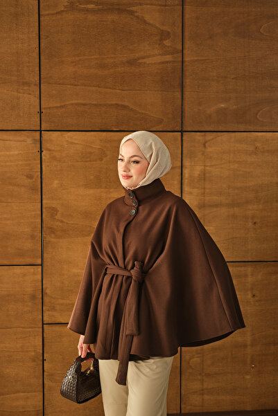 LOCCO Women's Three Button Detail Poncho Brown