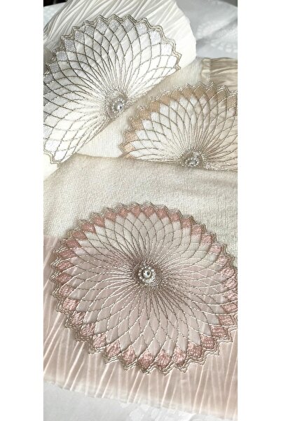 A.Z.H. (3Rd Set) 50X90 Cm. Gilded Lace Velvet Texture Pleated Hand and Face Luxury Towel Set