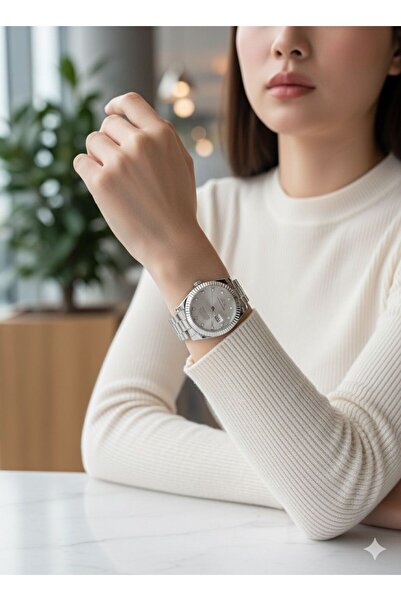 Feronnucci ساعة يد نسائية من الفولاذ متعددة الألوان مع قرص مرصع بالأحجار + هد...