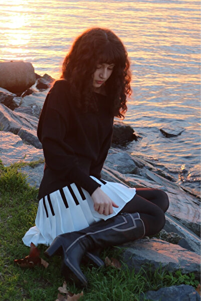 Hatun Atila Fusta mini plisată cu model pian