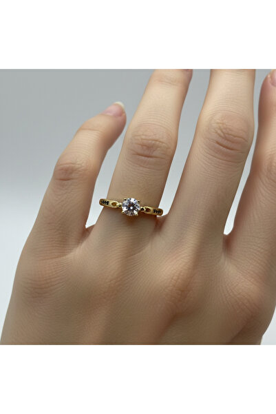 Mare Xuping Siyah Taş Detaylı Gold Tektaş Yüzük