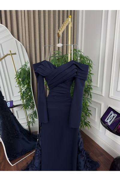 Generic Luxury Barbie evening gown with a Mikado train - 3D embroidered rose trim - in royal blue