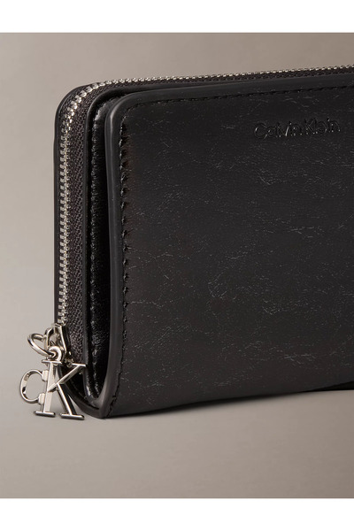 Calvin Klein Women's Leather Zipper Closure Coin Compartment Black Wallet Lv04F1103G-Ub1