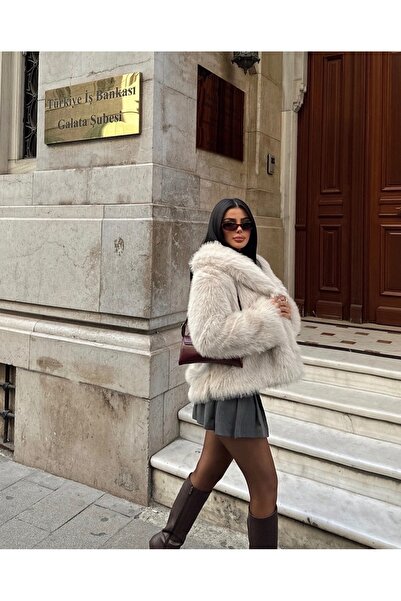 DEV LINE Blană Artificială Albă Elegantă