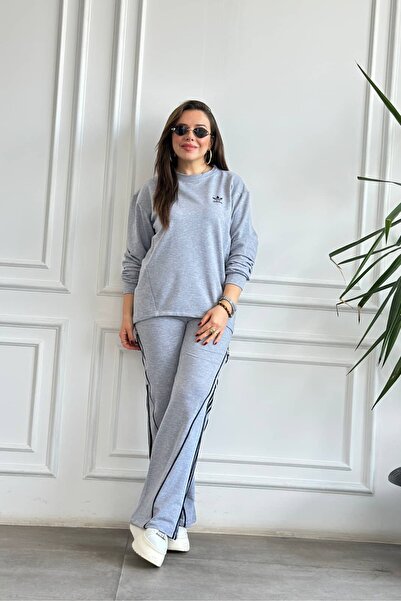 Yağmur Butik Arkası Ve Paçası Fermuar Detaylı Eşofman Takımı