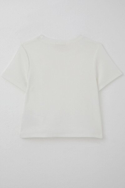 Breeze Κοριτσίστικο μπλουζάκι με λουλουδάτα αξεσουάρ και λεπτομέρεια με πέρλες, ηλικία 9-14 ετών, εκρού