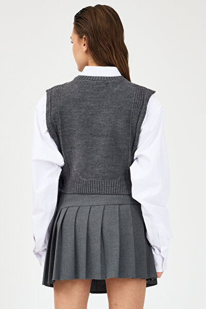 DazzUp Women's Argyle Patterned Sweater