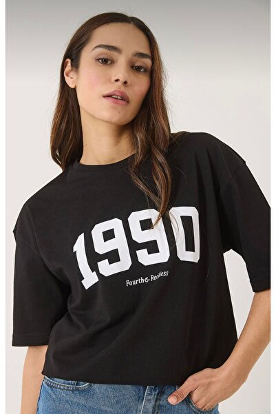 Butikalaçatı مطبوع تي شيرت نسائي بأكمام قصيرة وياقة دائرية قصة فضفاضة