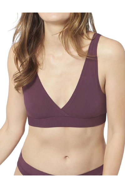 Evendi Bustiera, Mov