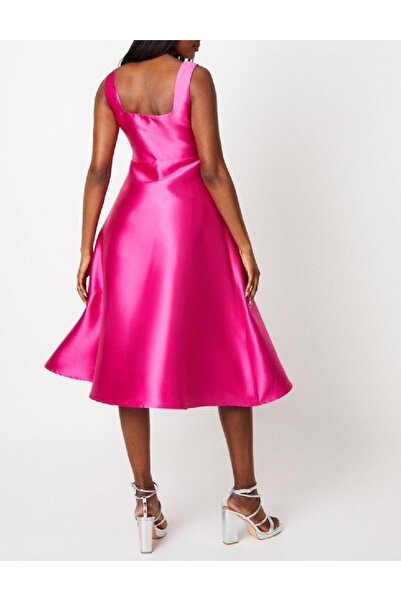 Coast Medium dress model PETITE, Pink