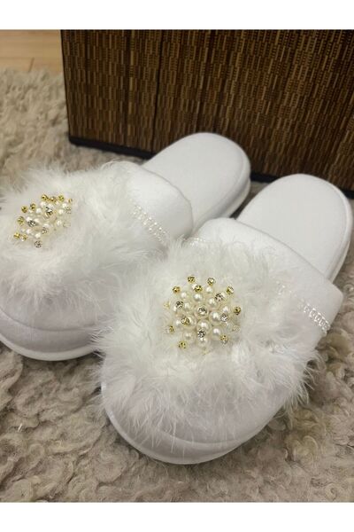 Fiyonks Atölye طقم شباشب وتيجان للأمهات، مصنوع حسب الطلب مع بروش من الريش، طق...