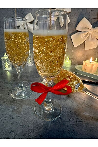 Claren Candles Champagne glass candle with gold flakes – festive model, handmade, Prosseco Lime fragrance