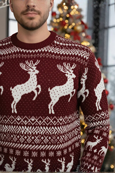 A&O Style Unisex Burgundy Regular Fit Crew Neck Christmas Deer Themed Knitwear Sweater