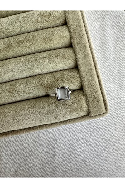 ringbox Silver Color Square Pearlescent Steel Ring