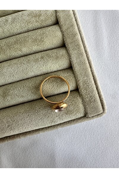 ringbox Gold Oval Pearlescent Steel Ring