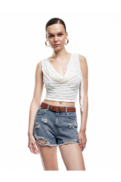 Koton Slim Fit Sleeveless Degaje Collar Lace Crop Blouse