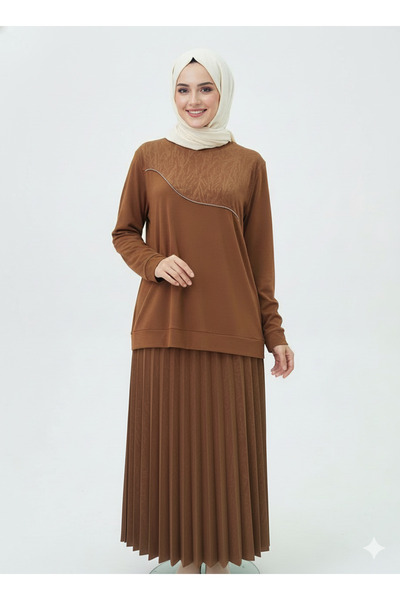 CELTMODA Women's Patterned Sand Crepe Blouse-Skirt Two-Piece Set - Brown