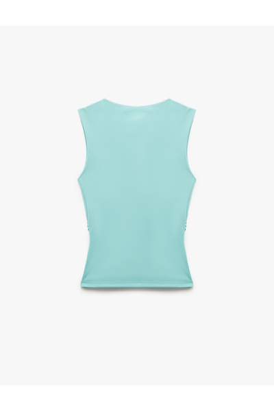 Koton Μπλουζάκι ντραπέ χωρίς μανίκια με λεπτομέρεια αξεσουάρ από κοχύλια θάλασσας