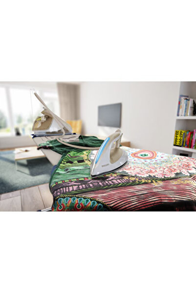 Philips Σταθμός ατμού PerfectCare Expert GC 9642/60, λευκό/χρυσό