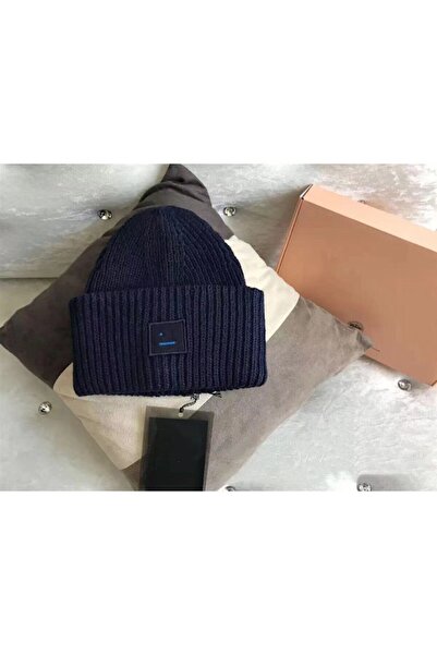 NO BRAND AC hat with a smiling face, wool hat with square label and rolled-up...