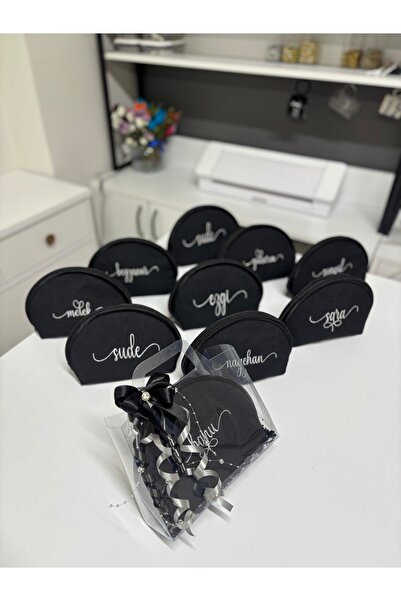 Pearl Teks İsimli düzenleyici küçük çanta