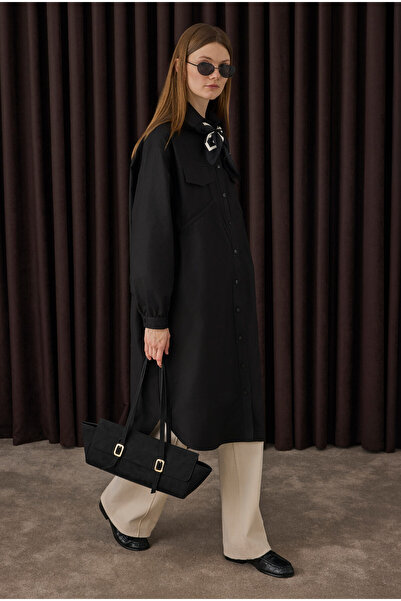 HEQA Μακρύ πουκάμισο λεπτομέρεια με σούρες Μαύρο