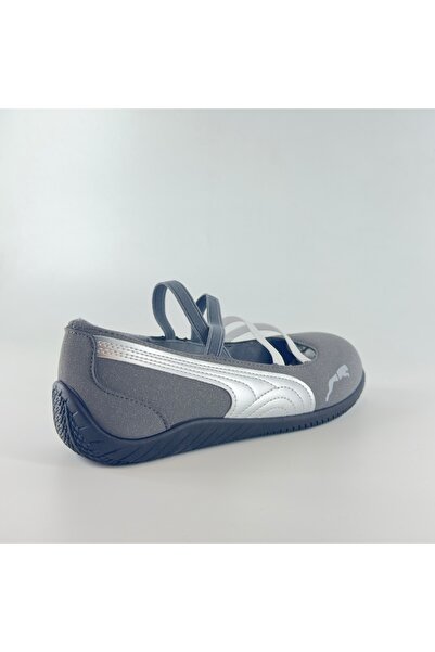 NiceLook Comfortable women's athletic shoes with a modern and elegant design